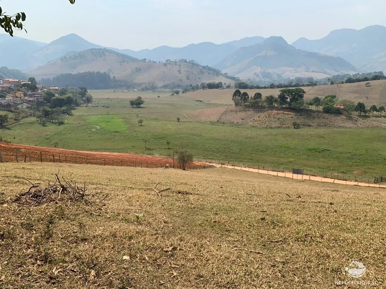 Country home for sale of 1,400 m² in Brazópolis, MG, Brazil