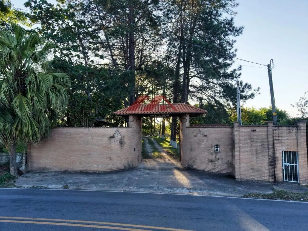 Sítio à venda de 4 ha em Mogi das Cruzes, SP, Brasil