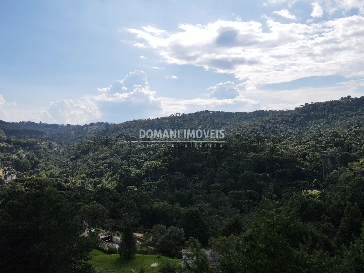 Plot for sale of 1,700 m² in Campos do Jordão, SP, Brazil