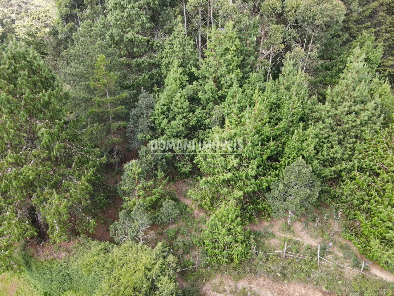 Plot for sale of 1,700 m² in Campos do Jordão, SP, Brazil