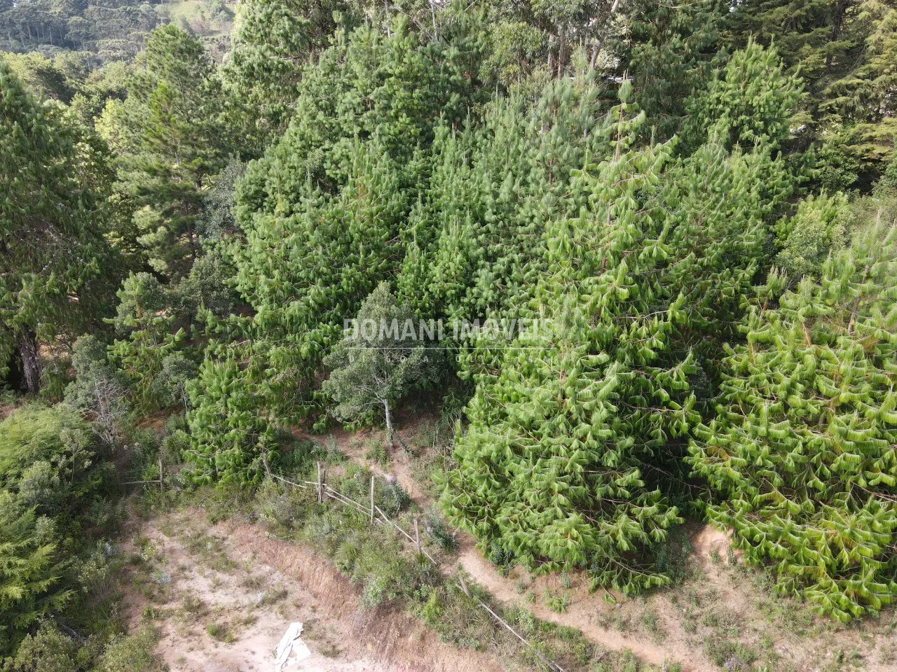 Plot for sale of 1,700 m² in Campos do Jordão, SP, Brazil