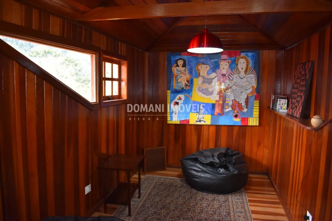 Casa à venda de 1.430 m² em Campos do Jordão, SP, Brasil