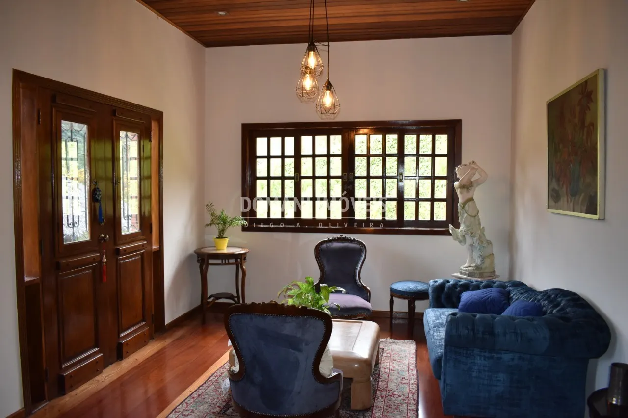 Casa à venda de 1.430 m² em Campos do Jordão, SP, Brasil