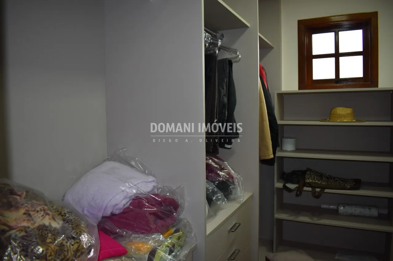 Casa à venda de 1.430 m² em Campos do Jordão, SP, Brasil