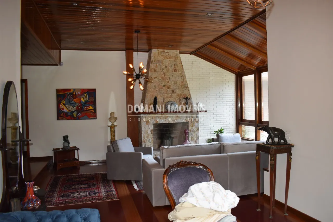 Casa à venda de 1.430 m² em Campos do Jordão, SP, Brasil