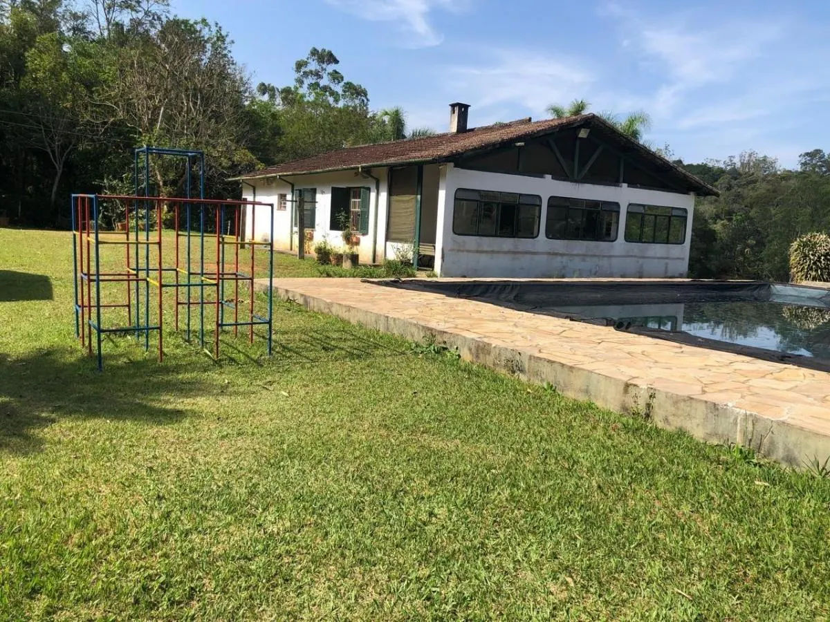 Small farm for sale of 15 acres in Itapecerica da Serra, SP, Brazil