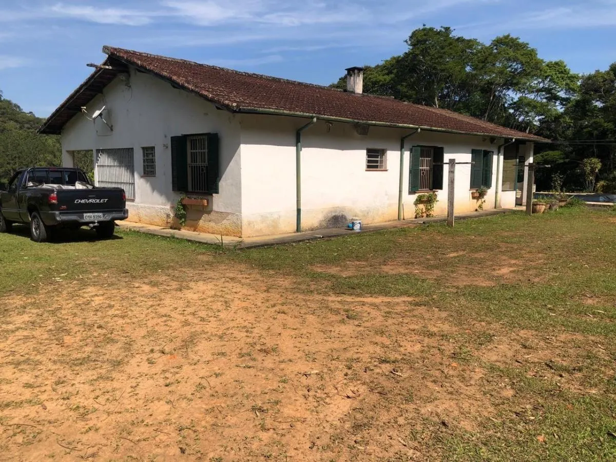 Small farm for sale of 15 acres in Itapecerica da Serra, SP, Brazil