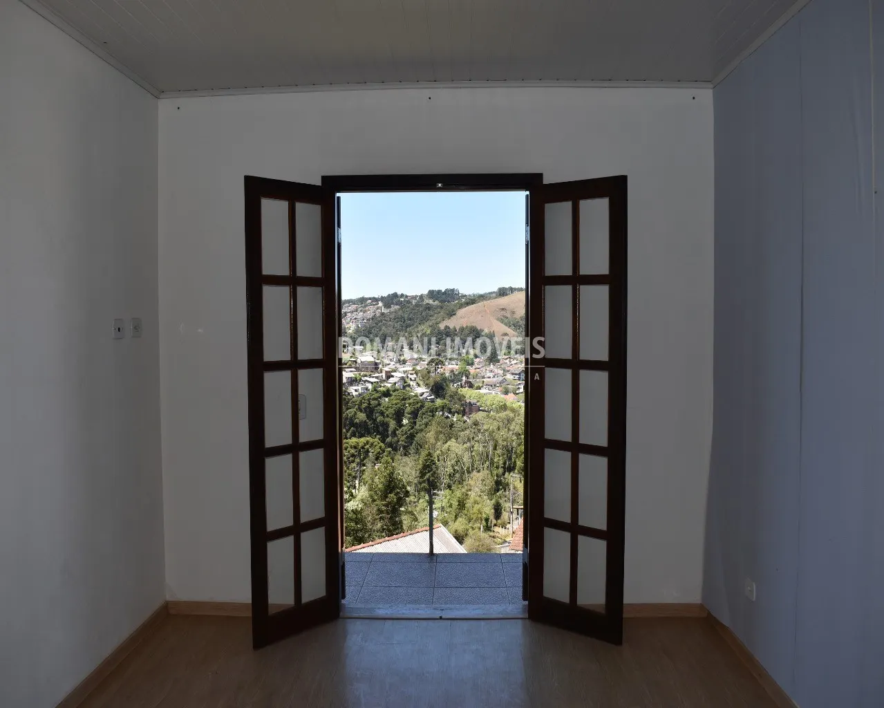 Casa à venda de 450 m² em Campos do Jordão, SP, Brasil