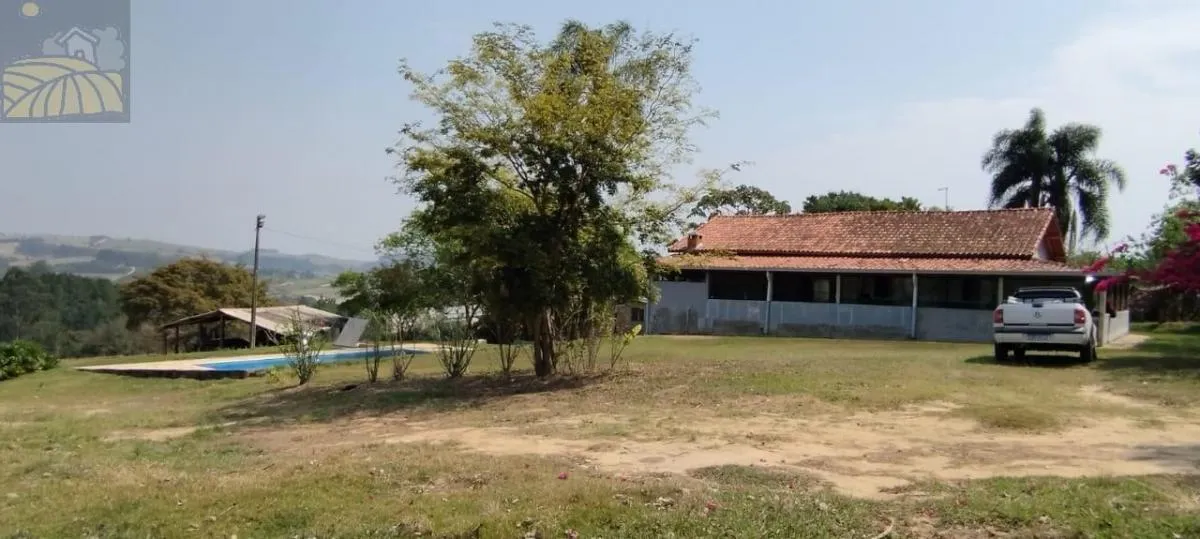 Small farm for sale of 18 acres in Sarapuí, SP, Brazil