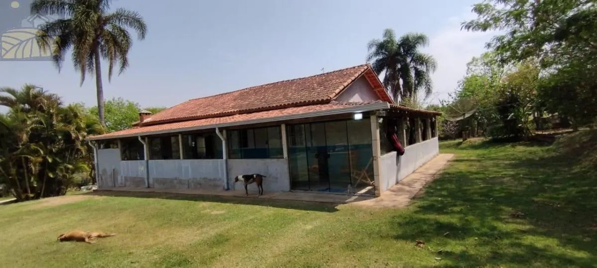 Small farm for sale of 18 acres in Sarapuí, SP, Brazil