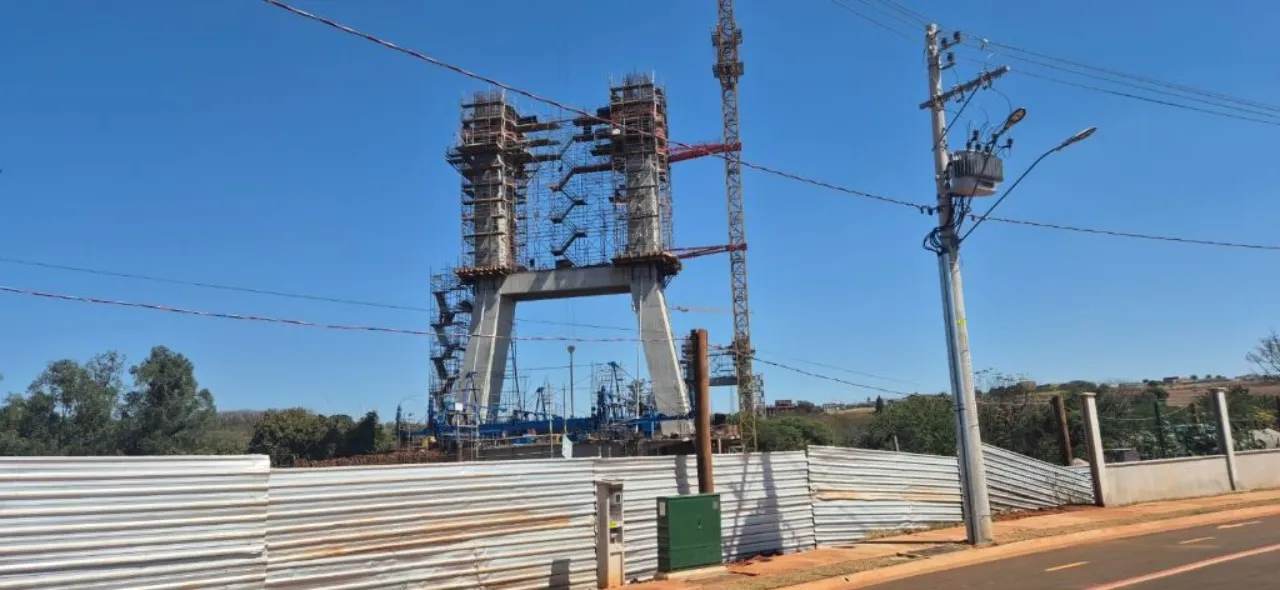 Terreno à venda de 250 m² em Paulínia, SP, Brasil