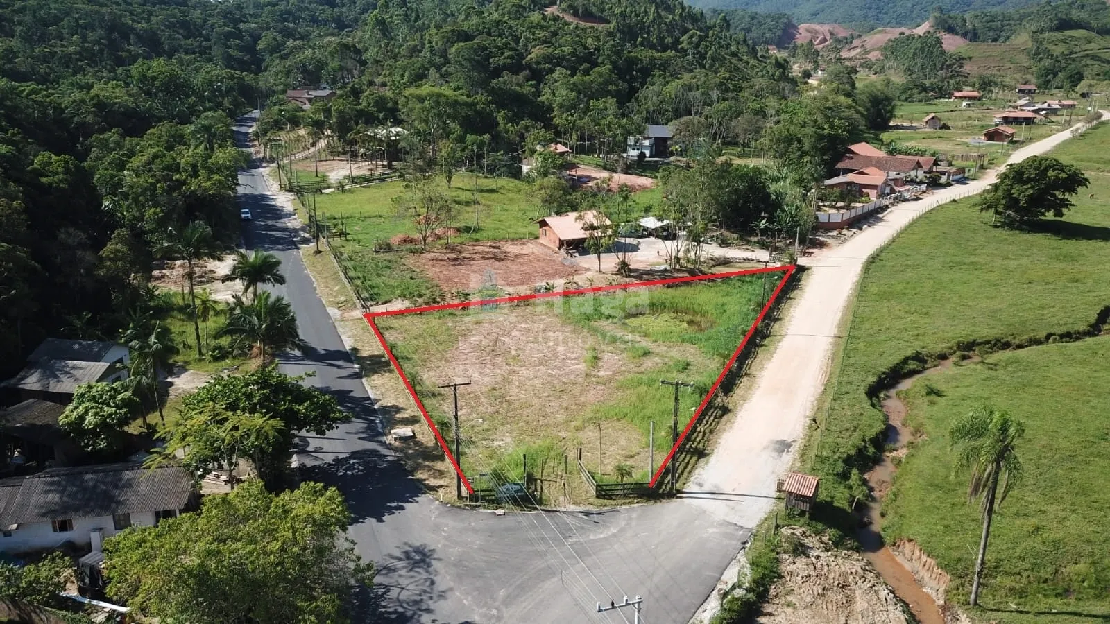 Fazenda à venda de 1.669 m² em Canelinha, SC, Brasil