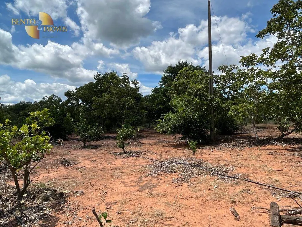 Chácara à venda de 10 ha em Chapada dos Guimarães, MT, Brasil