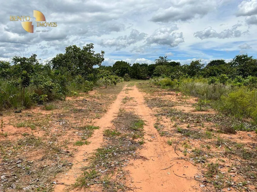 Chácara à venda de 10 ha em Chapada dos Guimarães, MT, Brasil