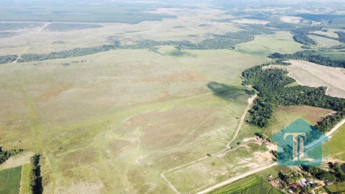 Fazenda à venda de 75 ha em Sarapuí, SP, Brasil