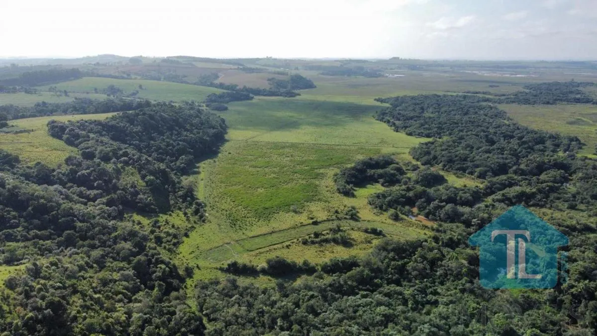 Fazenda à venda de 75 ha em Sarapuí, SP, Brasil