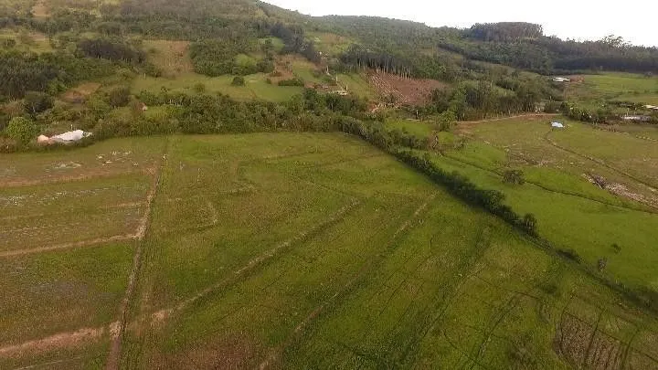 Sítio à venda de 30 ha em Taquara, RS, Brasil