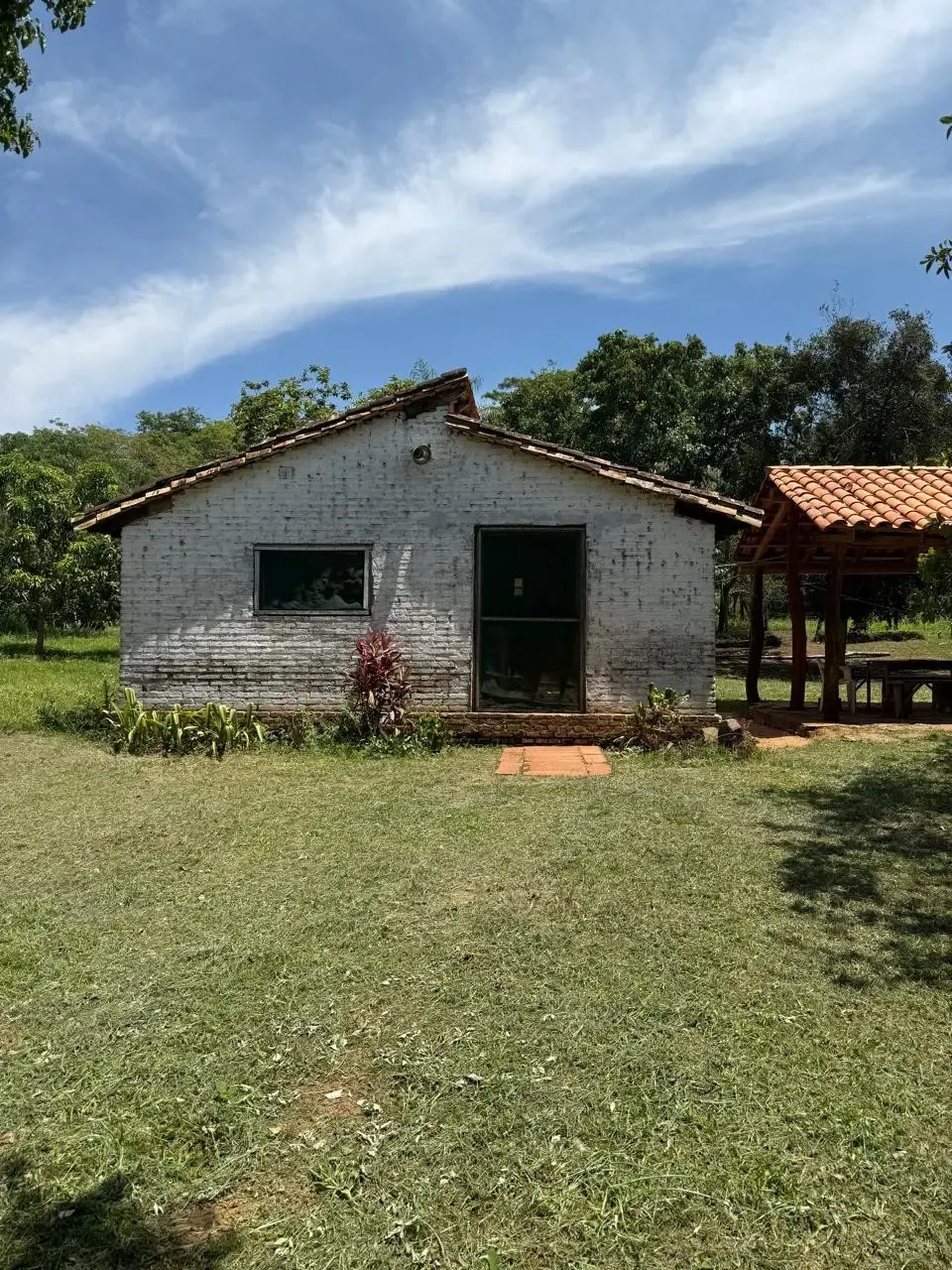 Fazenda à venda de 49 ha em Arroyos y Esteros, Paraguai