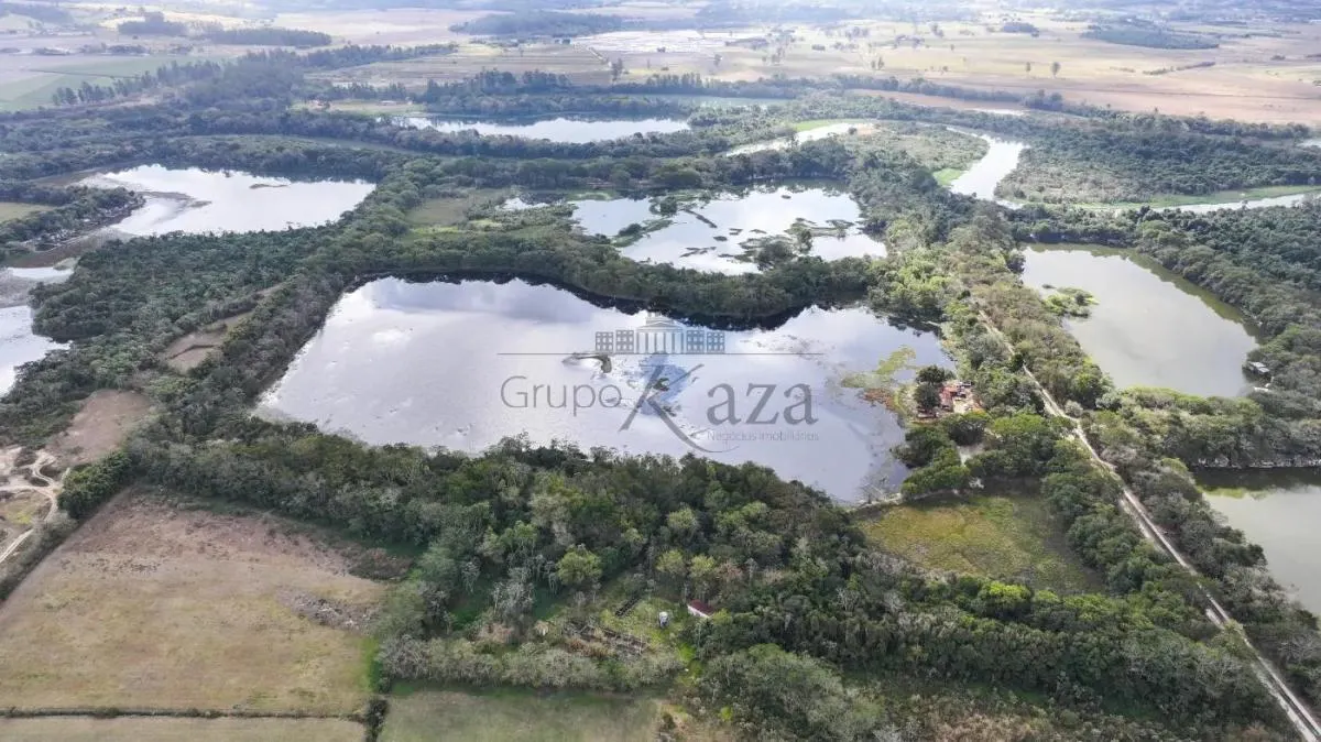 Fazenda à venda de 97 ha em Tremembé, SP, Brasil