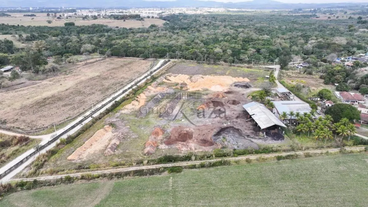Fazenda à venda de 97 ha em Tremembé, SP, Brasil