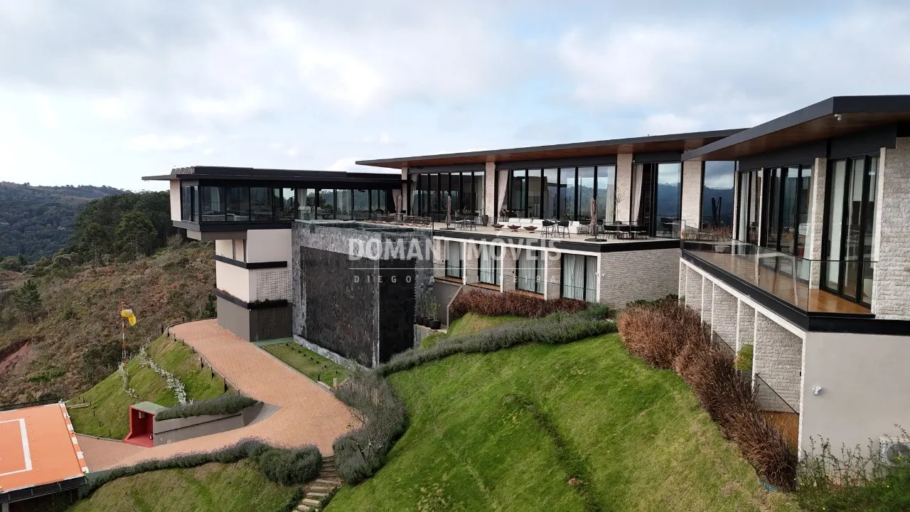 House for sale of 2 acres in Campos do Jordão, SP, Brazil