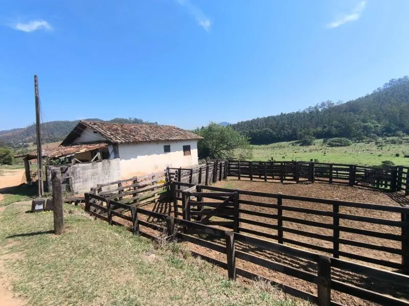 Sítio à venda de 13 ha em Bragança Paulista, SP, Brasil