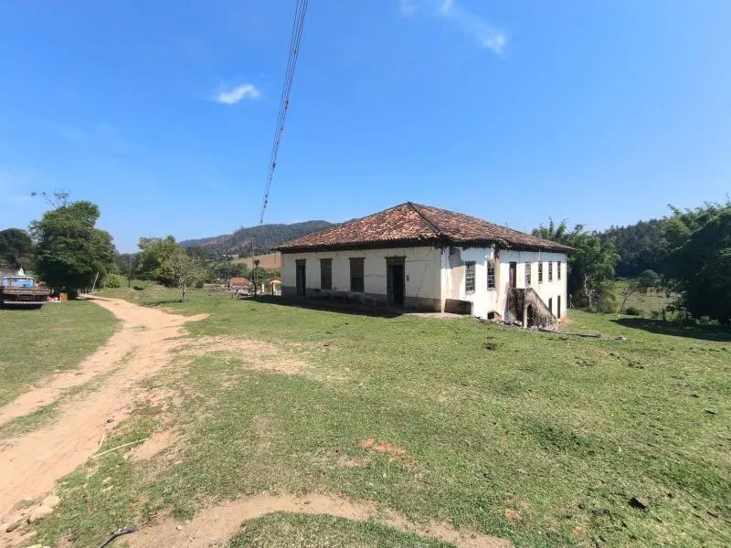 Sítio à venda de 13 ha em Bragança Paulista, SP, Brasil