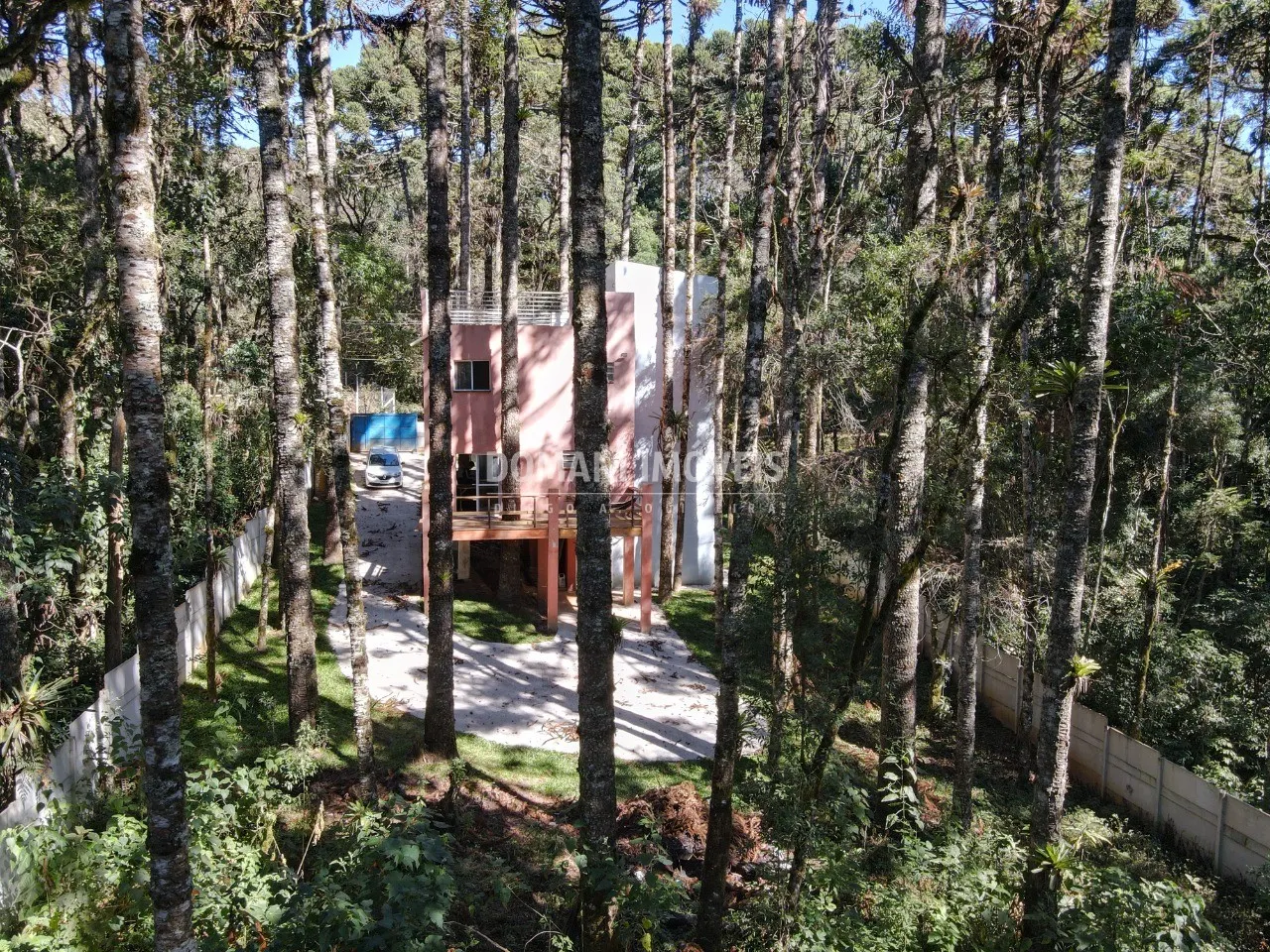Casa à venda de 1.110 m² em Campos do Jordão, SP, Brasil