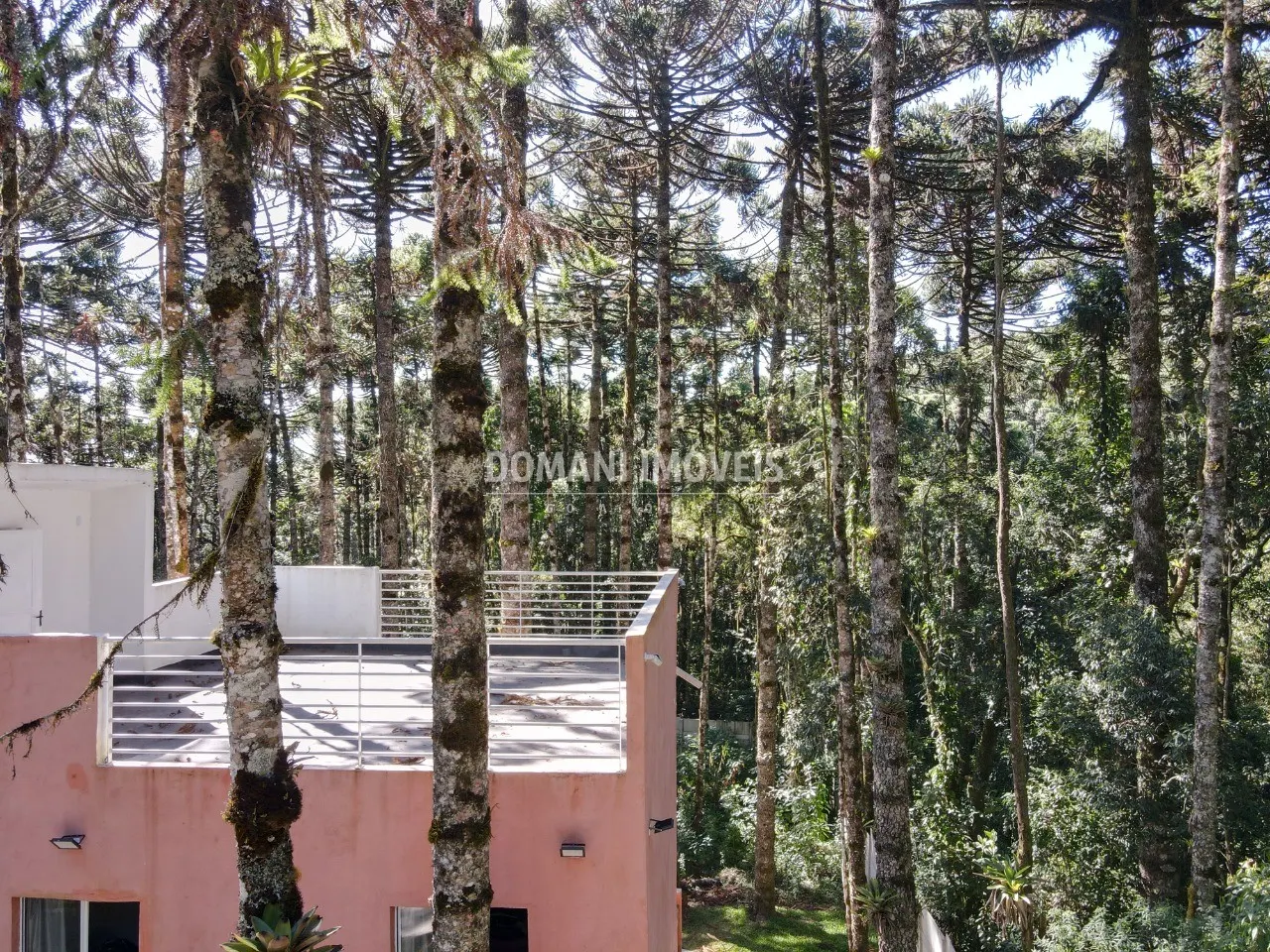 Casa à venda de 1.110 m² em Campos do Jordão, SP, Brasil