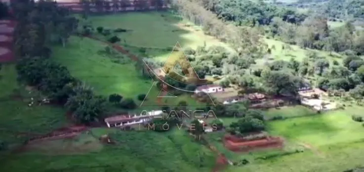 Fazenda à venda de 261 ha em Descalvado, SP, Brasil