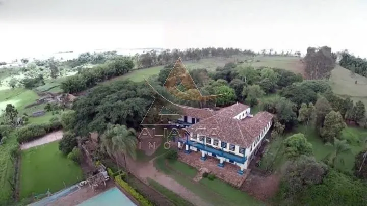 Fazenda à venda de 261 ha em Descalvado, SP, Brasil