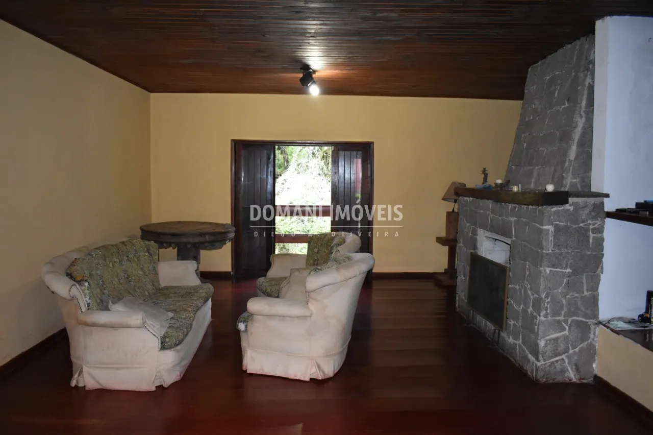 Casa à venda de 1.010 m² em Campos do Jordão, SP, Brasil