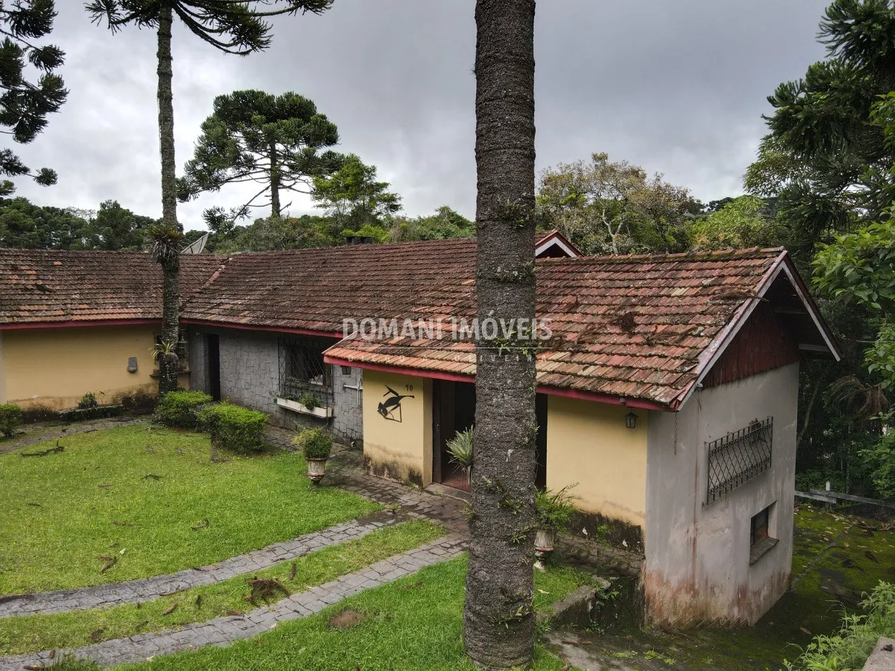 Casa à venda de 1.010 m² em Campos do Jordão, SP, Brasil