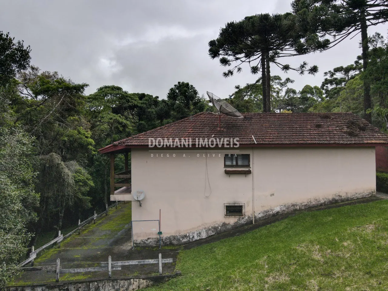 Casa à venda de 1.010 m² em Campos do Jordão, SP, Brasil