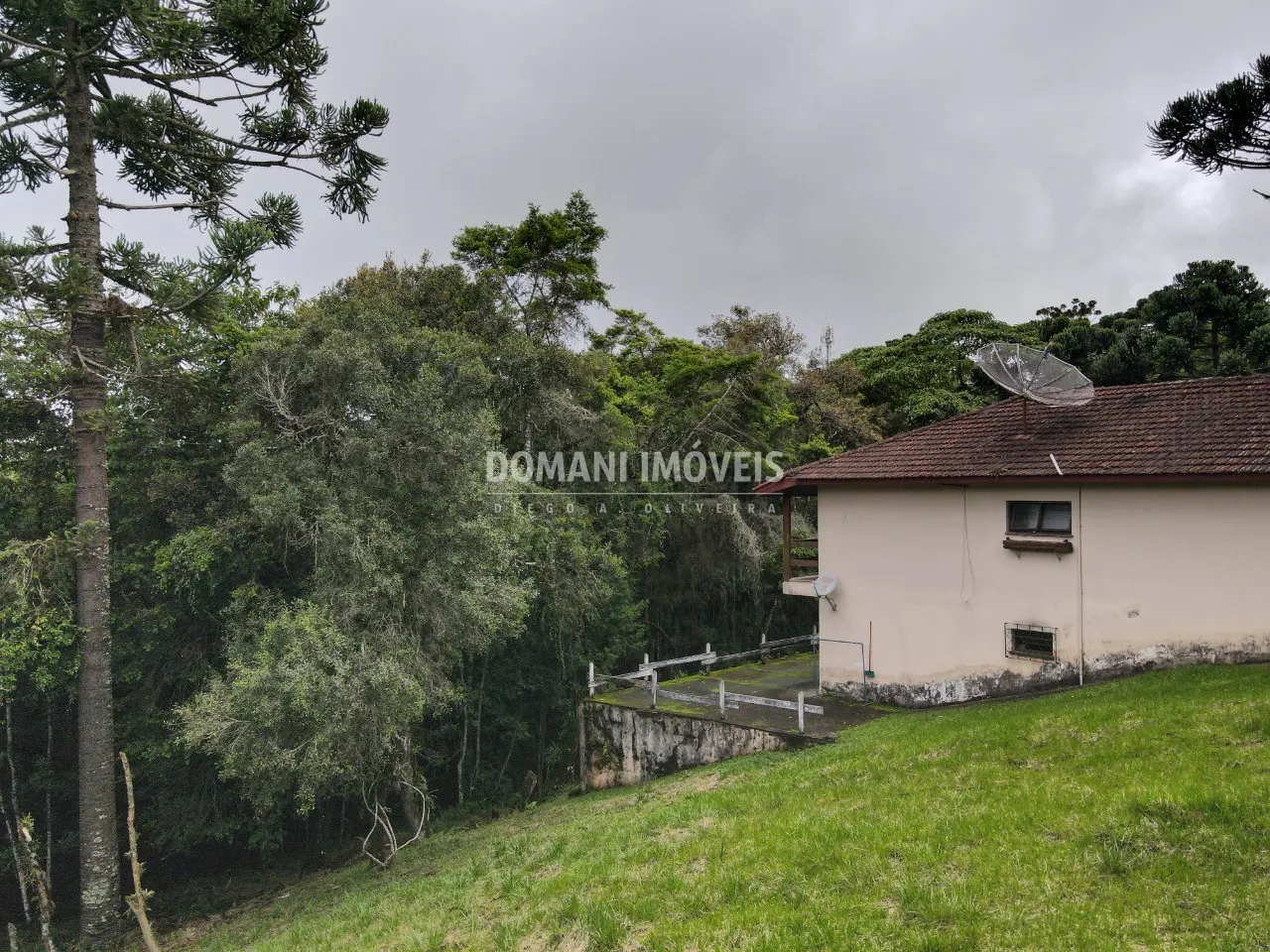 Casa à venda de 1.010 m² em Campos do Jordão, SP, Brasil