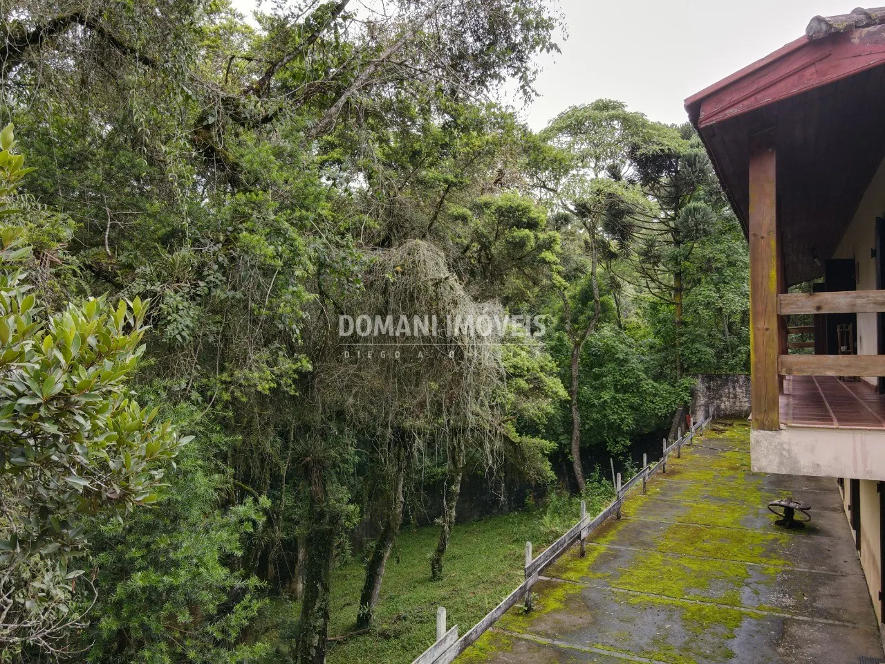 Casa à venda de 1.010 m² em Campos do Jordão, SP, Brasil