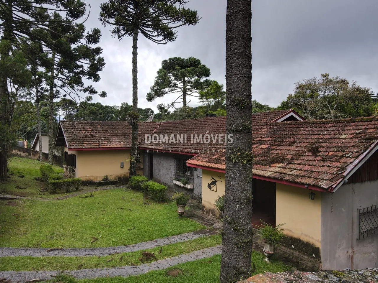 Casa à venda de 1.010 m² em Campos do Jordão, SP, Brasil