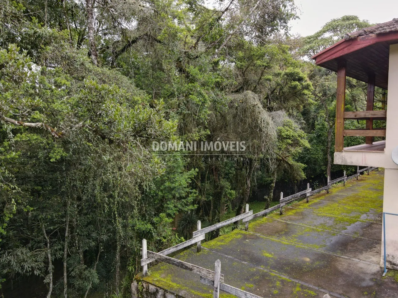 Casa à venda de 1.010 m² em Campos do Jordão, SP, Brasil