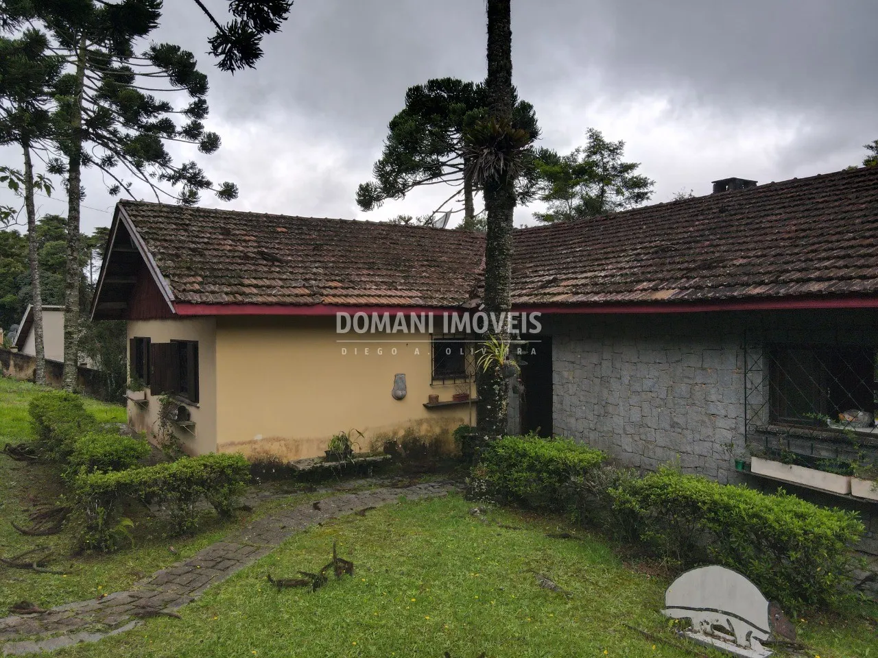Casa à venda de 1.010 m² em Campos do Jordão, SP, Brasil