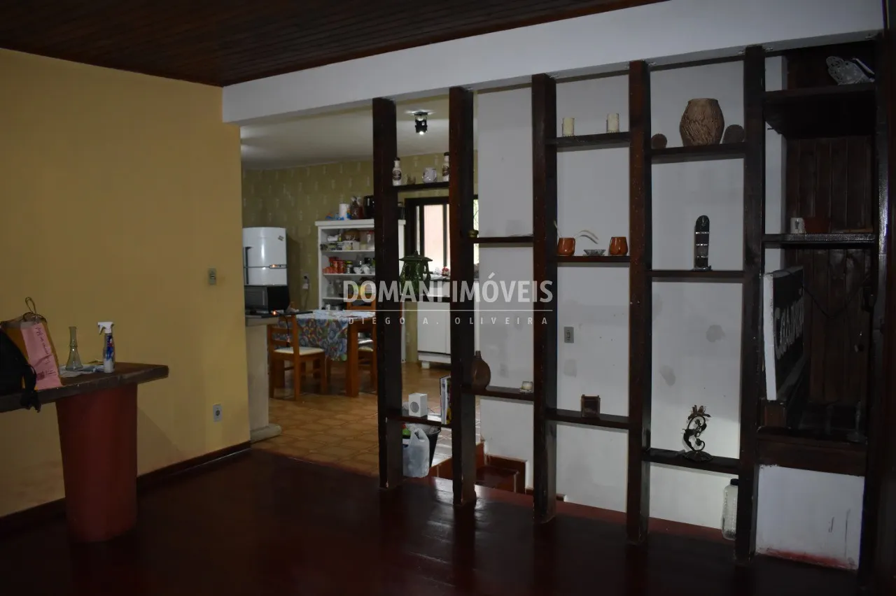 Casa à venda de 1.010 m² em Campos do Jordão, SP, Brasil
