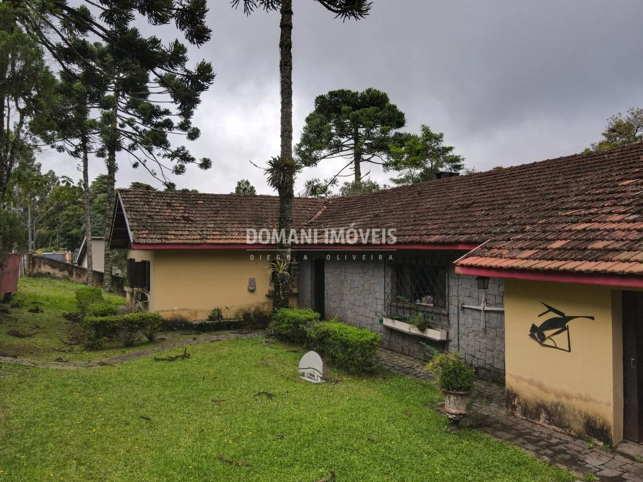 Casa à venda de 1.010 m² em Campos do Jordão, SP, Brasil