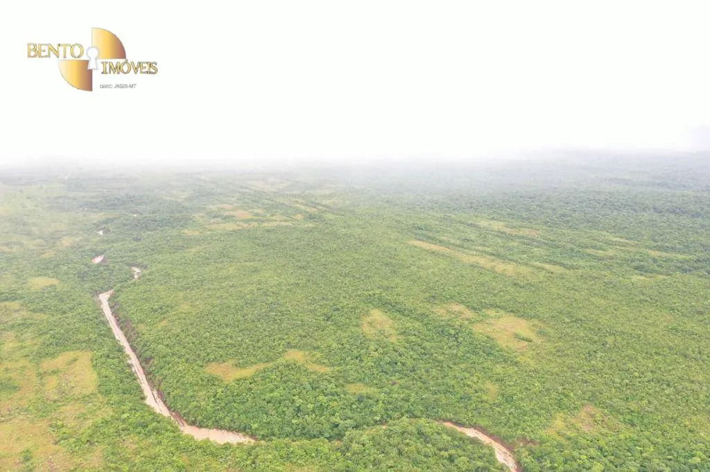 Fazenda à venda de 10.600 ha em Nobres, MT, Brasil