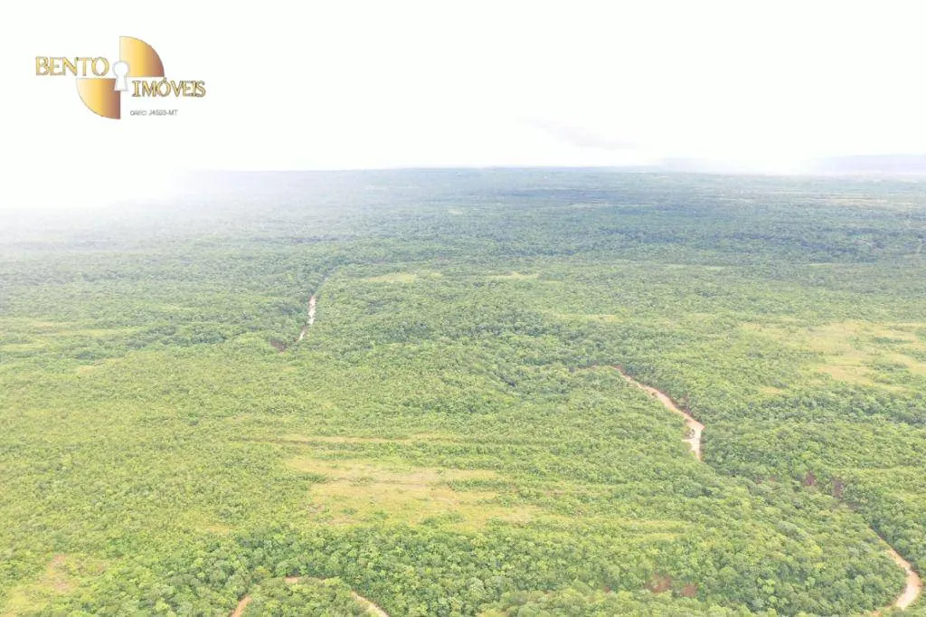 Fazenda à venda de 10.600 ha em Nobres, MT, Brasil