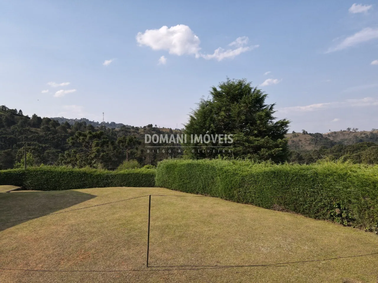 Terreno à venda de 1.430 m² em Campos do Jordão, SP, Brasil