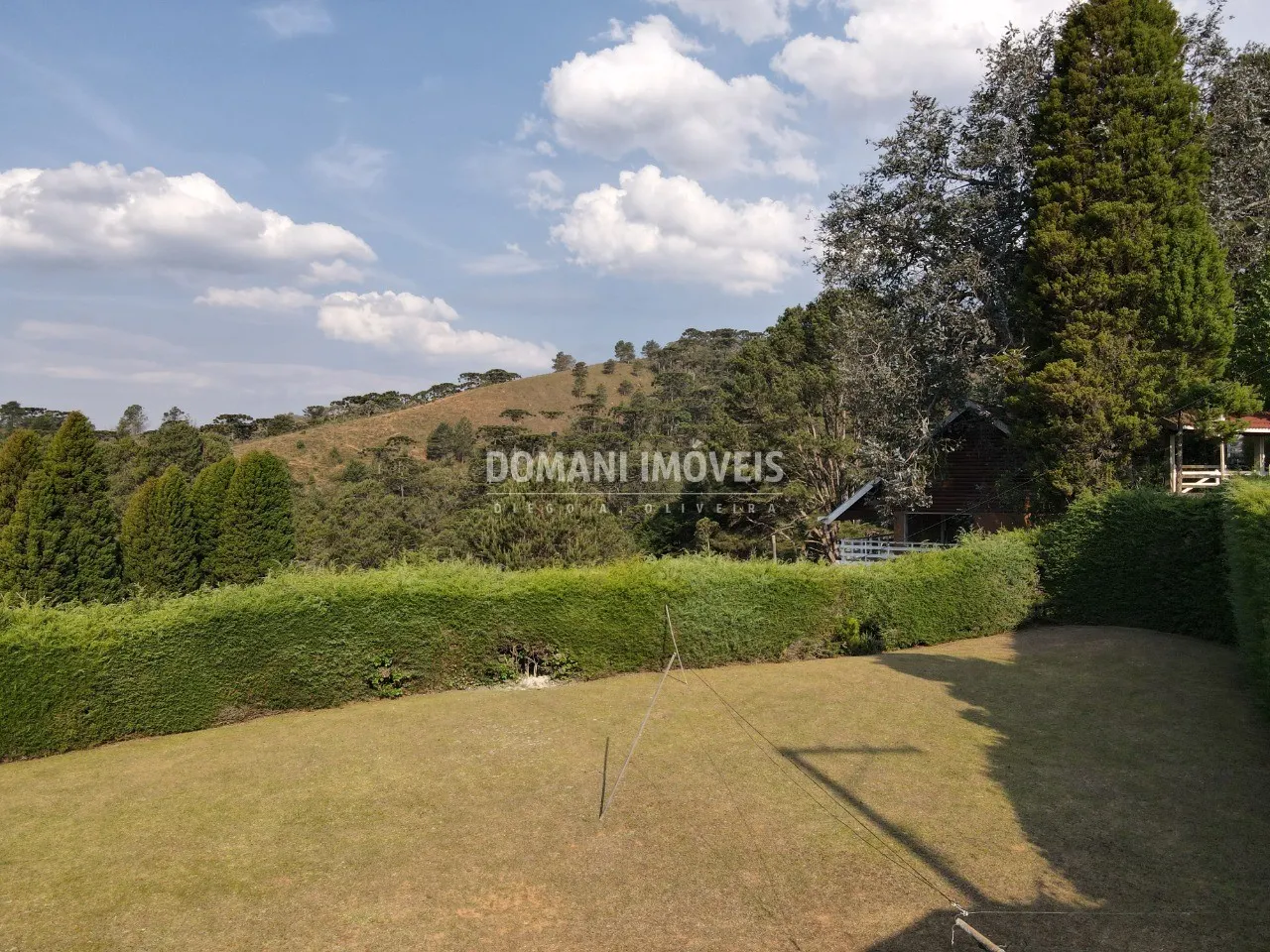 Terreno à venda de 1.430 m² em Campos do Jordão, SP, Brasil