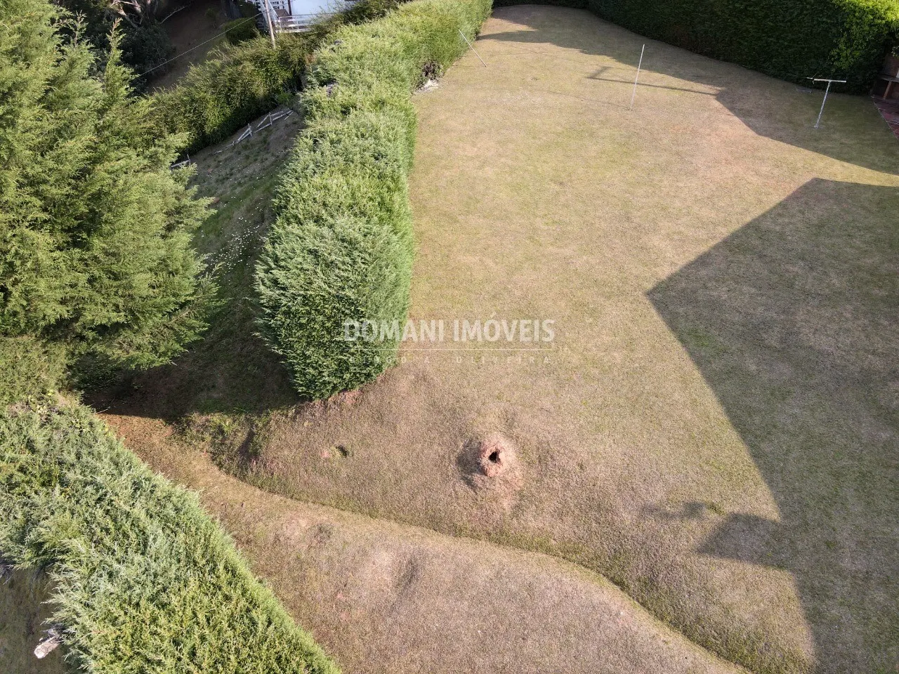 Terreno à venda de 1.430 m² em Campos do Jordão, SP, Brasil