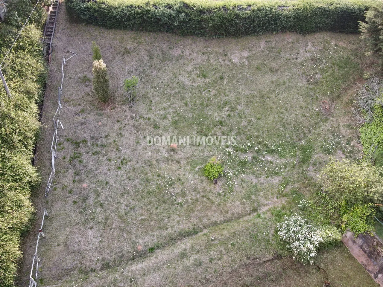 Terreno à venda de 1.430 m² em Campos do Jordão, SP, Brasil