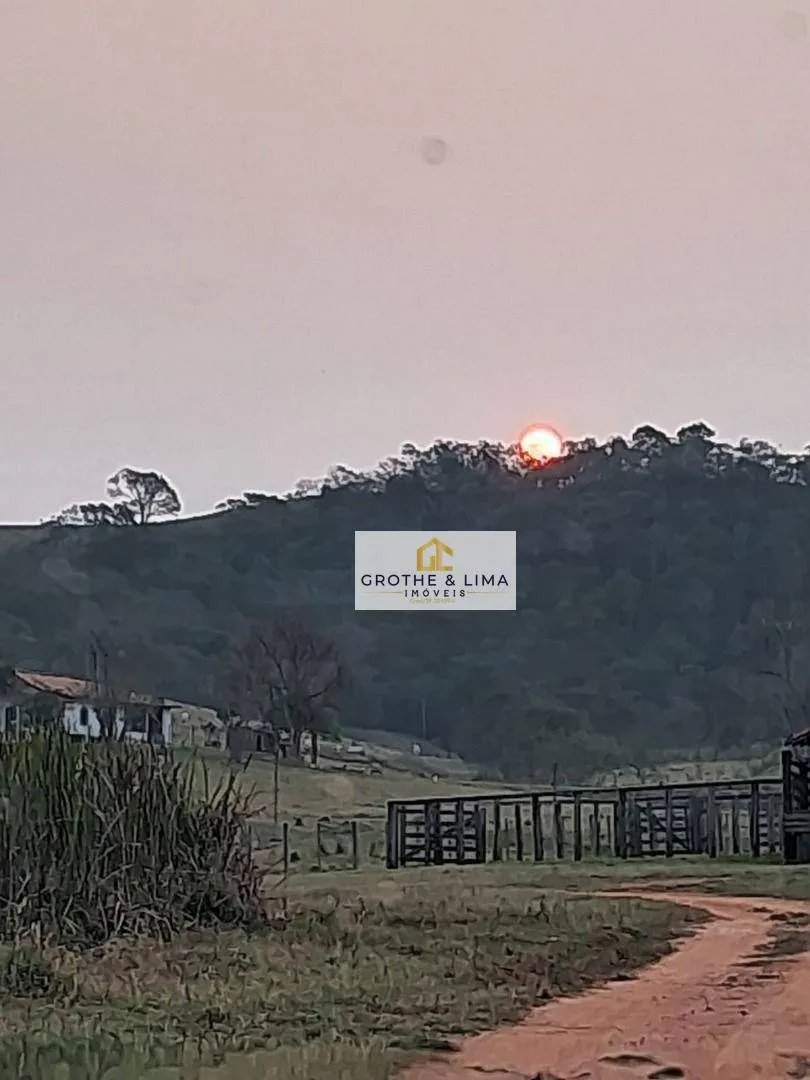 Sítio à venda de 21 ha em Lagoinha, SP, Brasil
