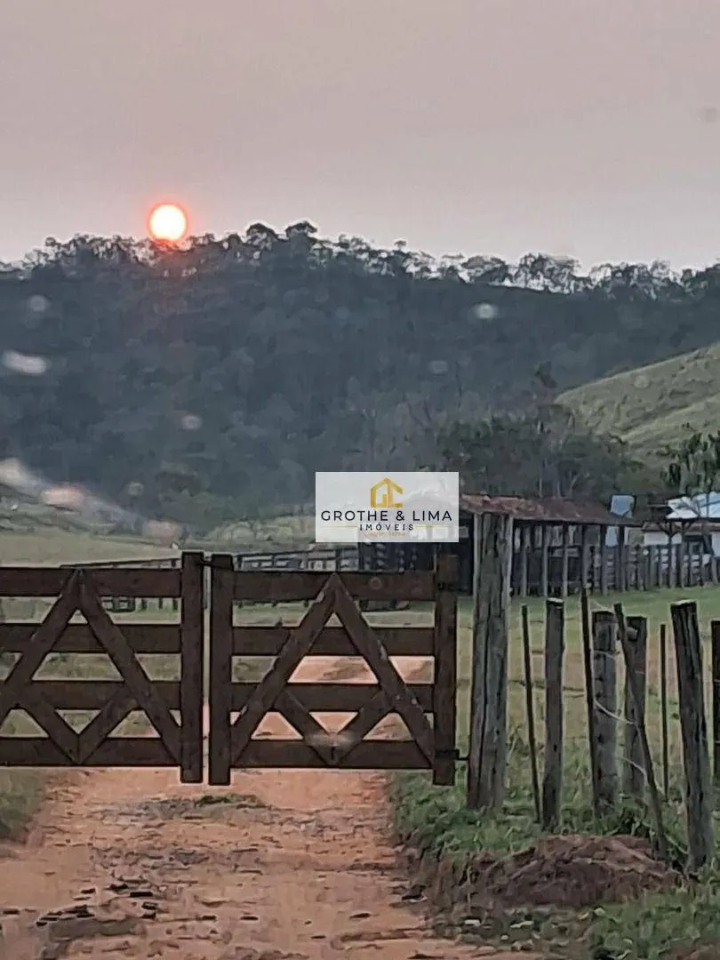 Sítio à venda de 21 ha em Lagoinha, SP, Brasil