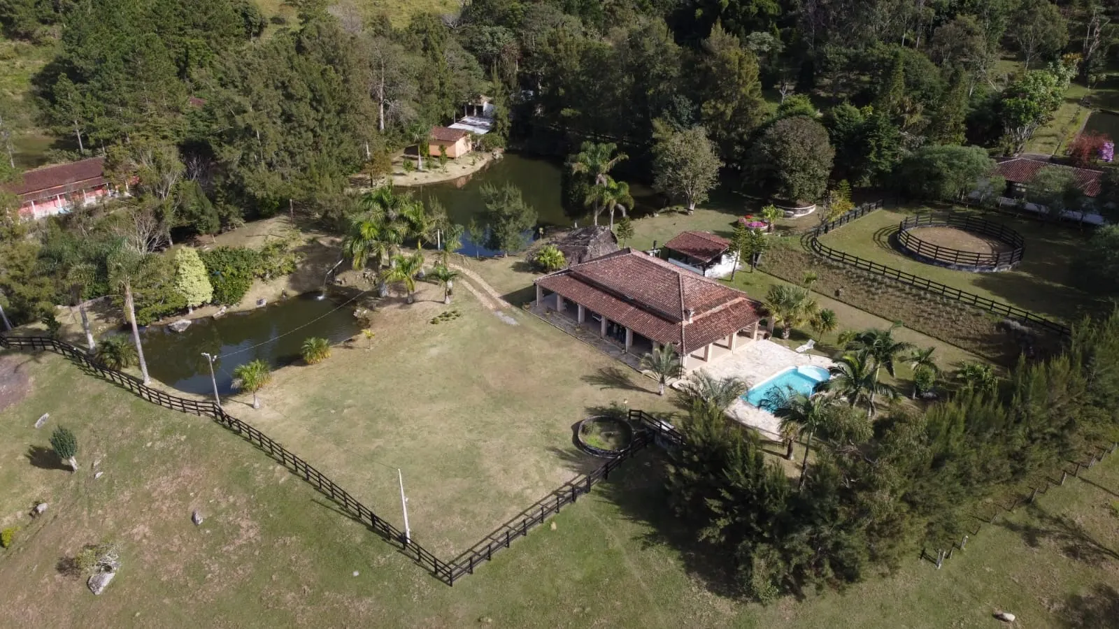 Sítio à venda de 2 ha em Piquete, SP, Brasil
